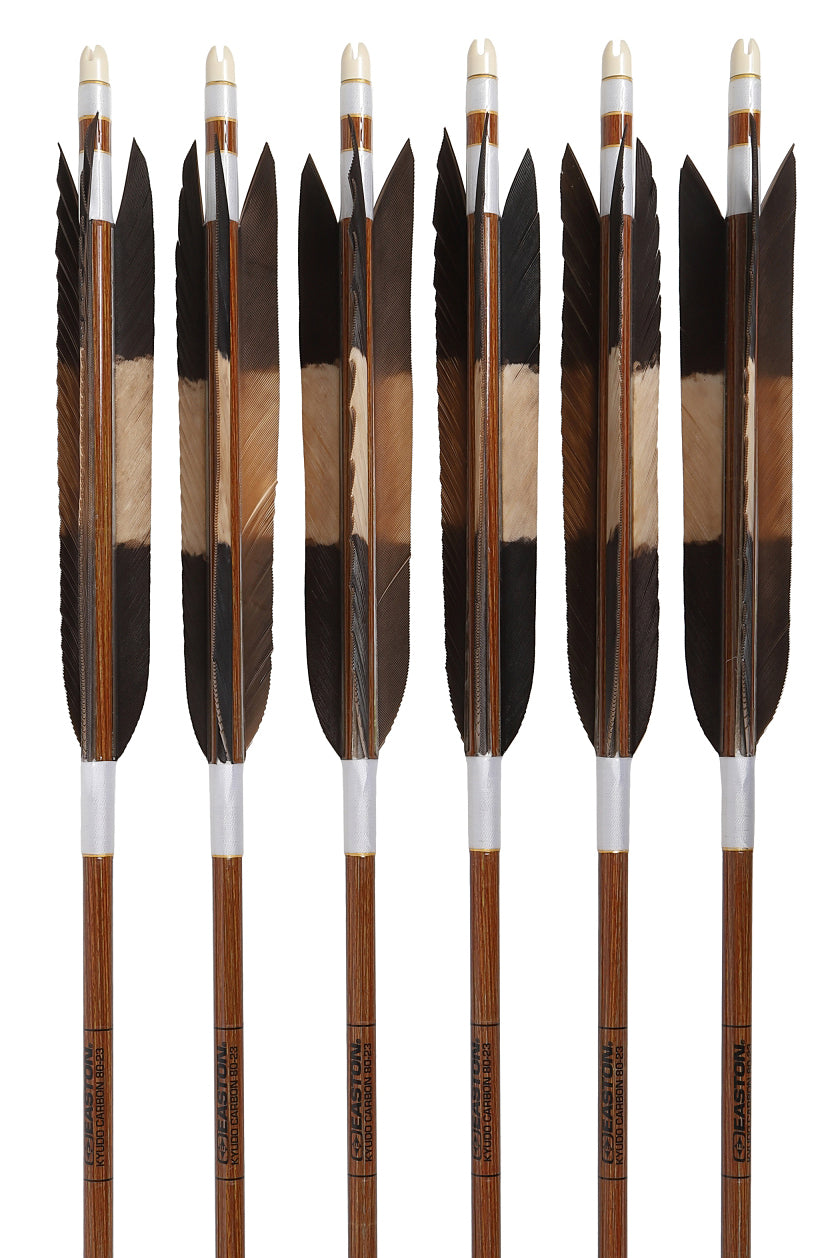 【D-1785】Black tip feather / Black tip feather(Dye fast:Motoshiro / Nakashiro / Mifuyofu) ( 6 types ) Easton Carbon - Set of 6 (Shaft Size 80-23) 黒手羽・黒手羽染抜 元白・中白・三符四符 イーストンカーボン 80-23 6本組