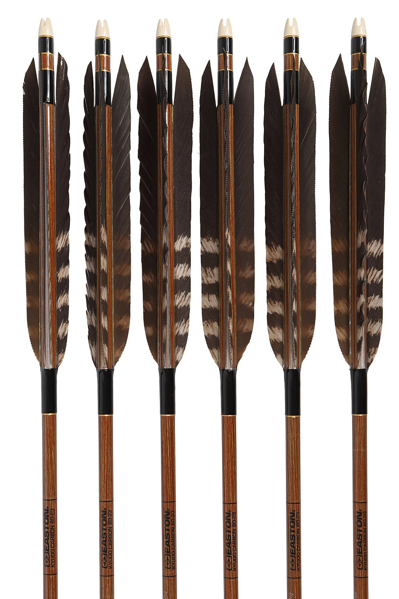 【D-1786】Black tail feather / Black tail feather(Dye fast:Mifuyofu / Bekko / Hiryu) ( 6 types ) Easton Carbon - Set of 6 (Shaft Size 80-23) 黒手羽・黒手羽染抜 三符四符・ベッコウ・飛龍 イーストンカーボン 80-23 6本組
