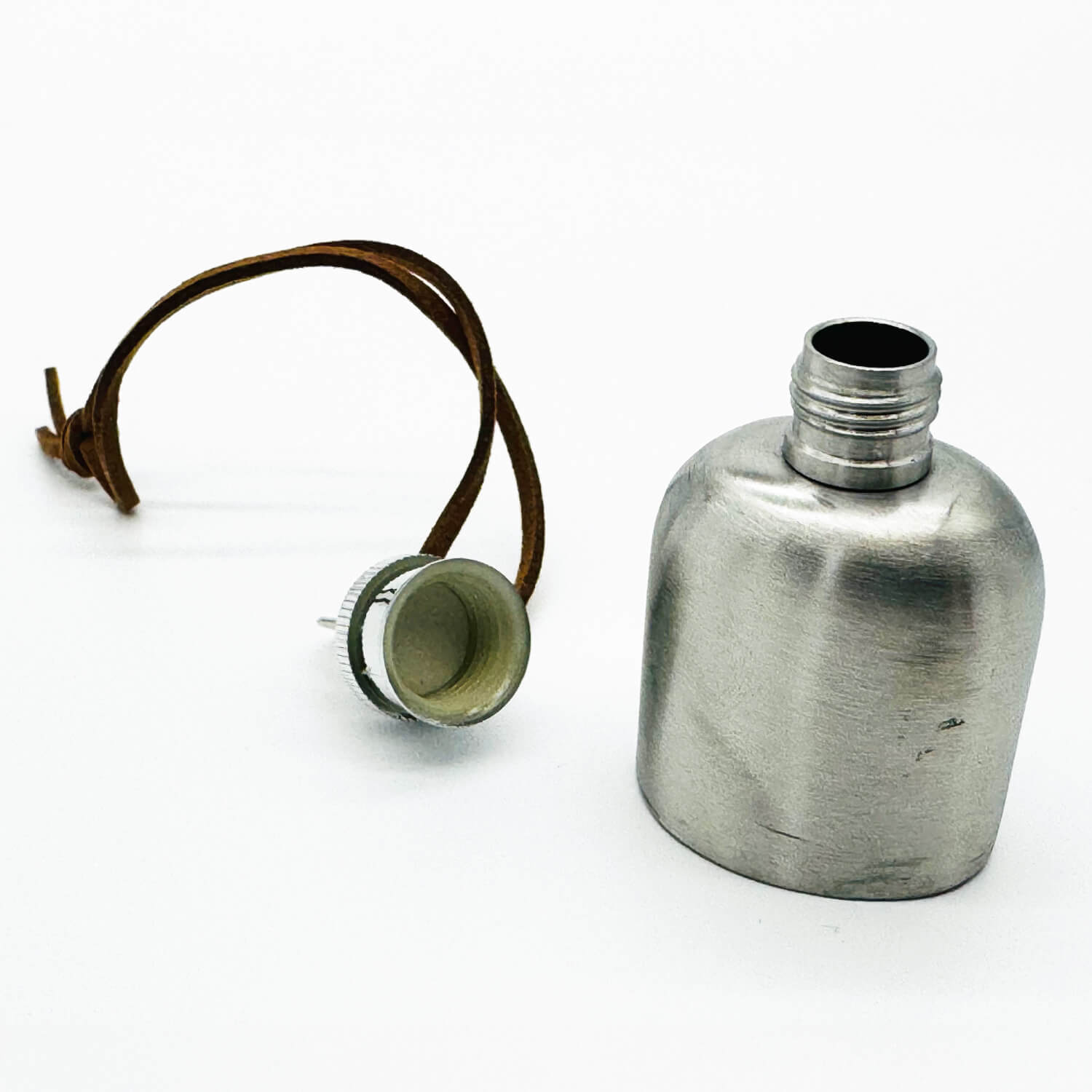 【J-213】Stainless Steel Calligraphy Powder Container with Funnel ステンレス製筆粉入れ 漏斗セット 選べる3サイズ