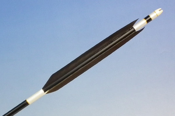 【P-021】Makiwara-ya (Shaft Size 1913 and 2015) 【Ready-made】 既製品 羽根付巻藁矢 1913・2015(シャフト黒色・羽根黒色)