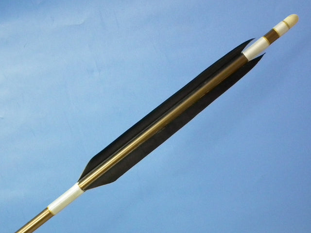 【P-022】Makiwara-ya (Shaft Size 1913 and 2015) 【Ready-made】 既製品 羽根付巻藁矢 1913・2015(シャフト茶色・羽根黒色)