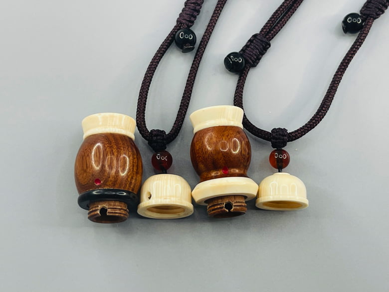 【J-189】 Giriko & Fudeko Holder - Konaire (Acorn-shaped / Drum-shaped) 粉入れ どんぐり型 太鼓型 ミニ ぎり粉 ふで粉 弓道 弓具