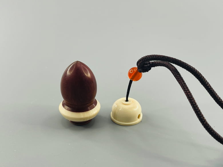 【J-189】 Giriko & Fudeko Holder - Konaire (Acorn-shaped / Drum-shaped) 粉入れ どんぐり型 太鼓型 ミニ ぎり粉 ふで粉 弓道 弓具