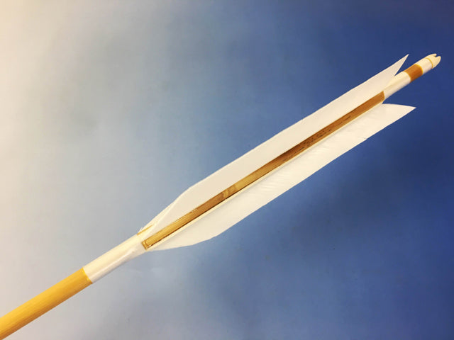 【P-025】Kazu-ya (Shaft of Bamboo) 100cm or 105cm【Ready-made】 既製品 矢 竹 数矢 ターキー 白羽根 1本 ばら売り 弓道 弓具